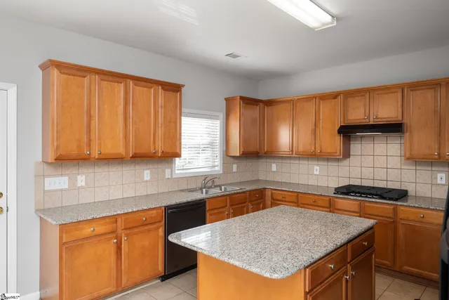 $2,800 | 113 Carissa Court, Greer, SC 29650