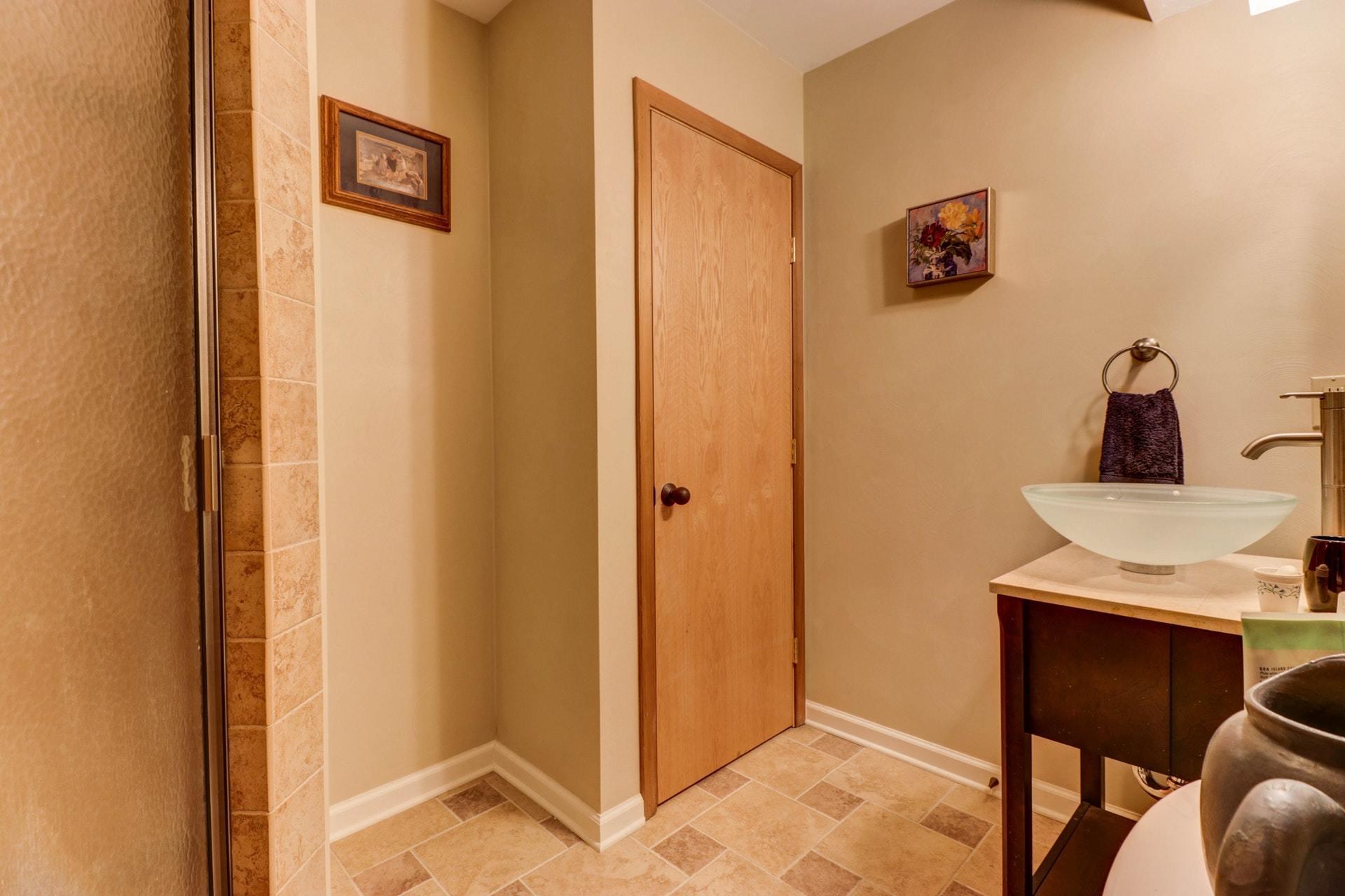 977 Juniper Road Hardy, VA 24101 - Photo 33 of 63 Bathroom