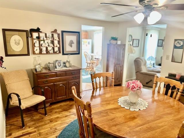 4397 East Stanley Road Genesee, MI 48437 - Photo 13 of 39 50189892-69a7fccc-7677-417b-983d-01744a700288.JPG