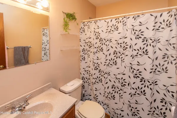 $395,000 | 50 Vestal Hills Drive, Kingston, NY 12401