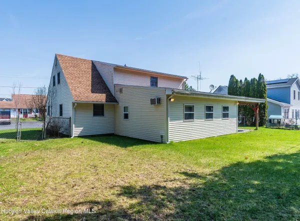 $395,000 | 50 Vestal Hills Drive, Kingston, NY 12401