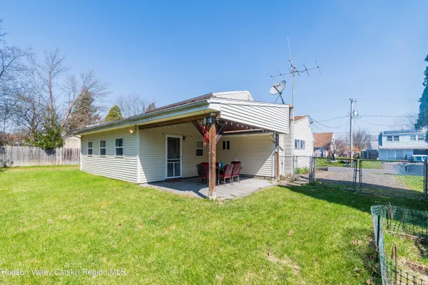 $395,000 | 50 Vestal Hills Drive, Kingston, NY 12401