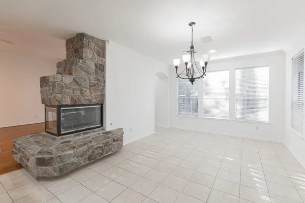 $3,100 | 22 Westwinds Circle, The Woodlands, TX 77382