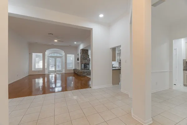 $3,100 | 22 Westwinds Circle, The Woodlands, TX 77382