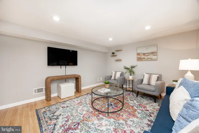 $529,900 | 1902 Longcome Drive, Wilmington, DE 19810