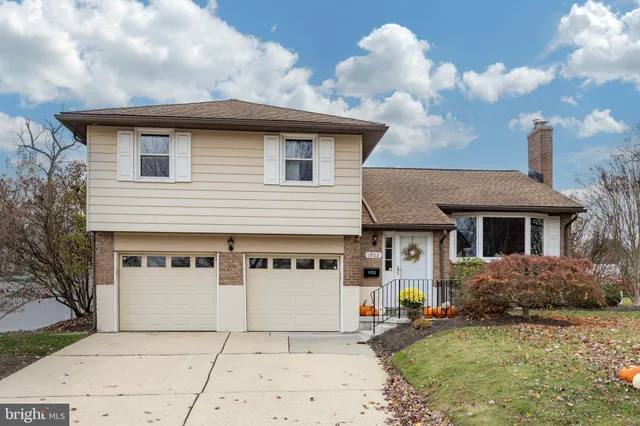 $529,900 | 1902 Longcome Drive, Wilmington, DE 19810