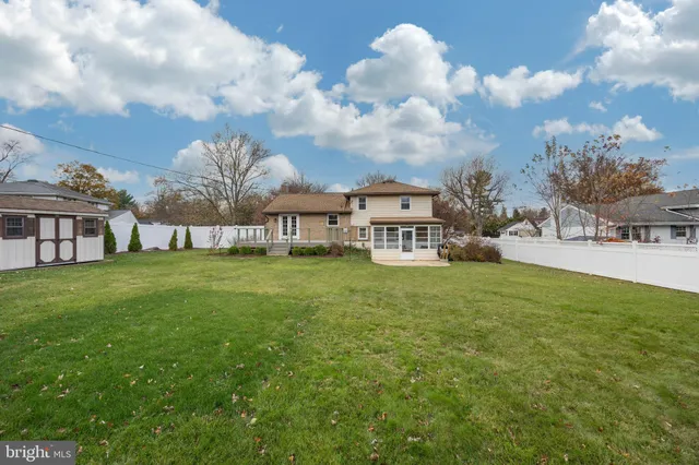 $529,900 | 1902 Longcome Drive, Wilmington, DE 19810