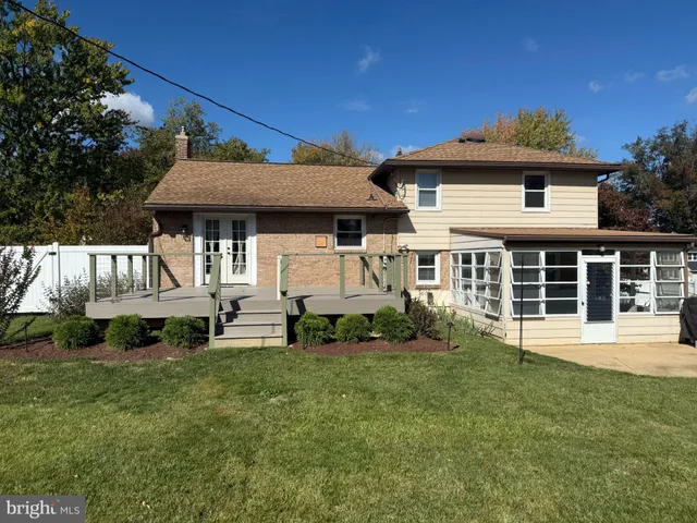 $529,900 | 1902 Longcome Drive, Wilmington, DE 19810