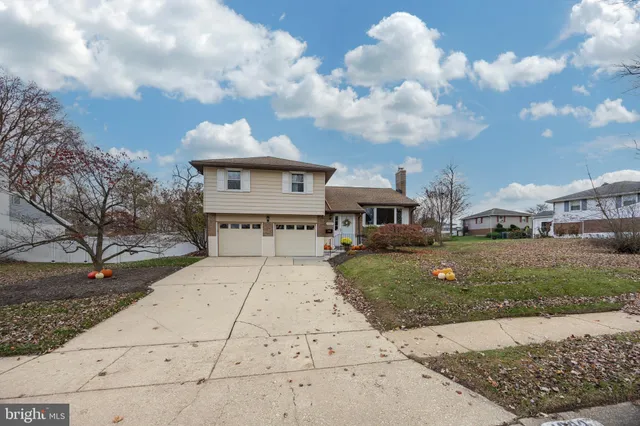 $529,900 | 1902 Longcome Drive, Wilmington, DE 19810