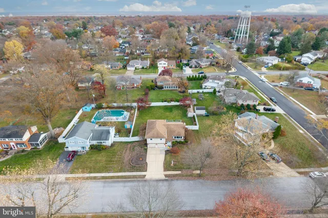 $529,900 | 1902 Longcome Drive, Wilmington, DE 19810