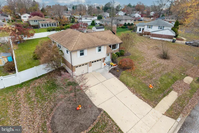 $529,900 | 1902 Longcome Drive, Wilmington, DE 19810