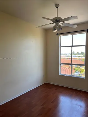 $1,900 | 7420 West 20th Avenue, Unit 449, Hialeah, FL 33016