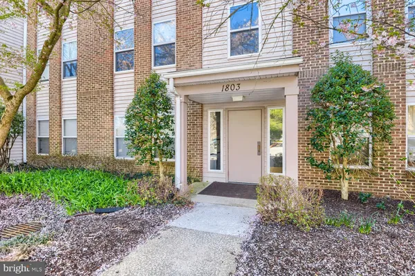 $200,000 | 1803 Snow Meadow Lane, Unit 302, Baltimore, MD 21209