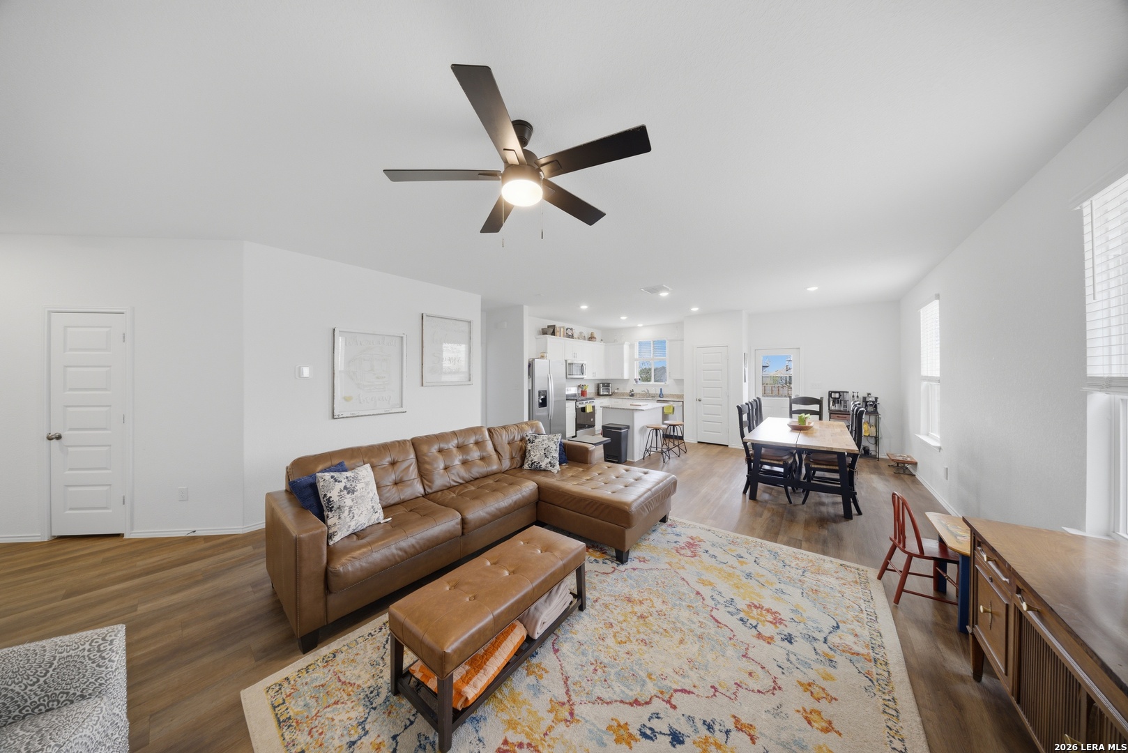 418 Rustic Grove Boerne, TX 78006 - Photo 10 of 33