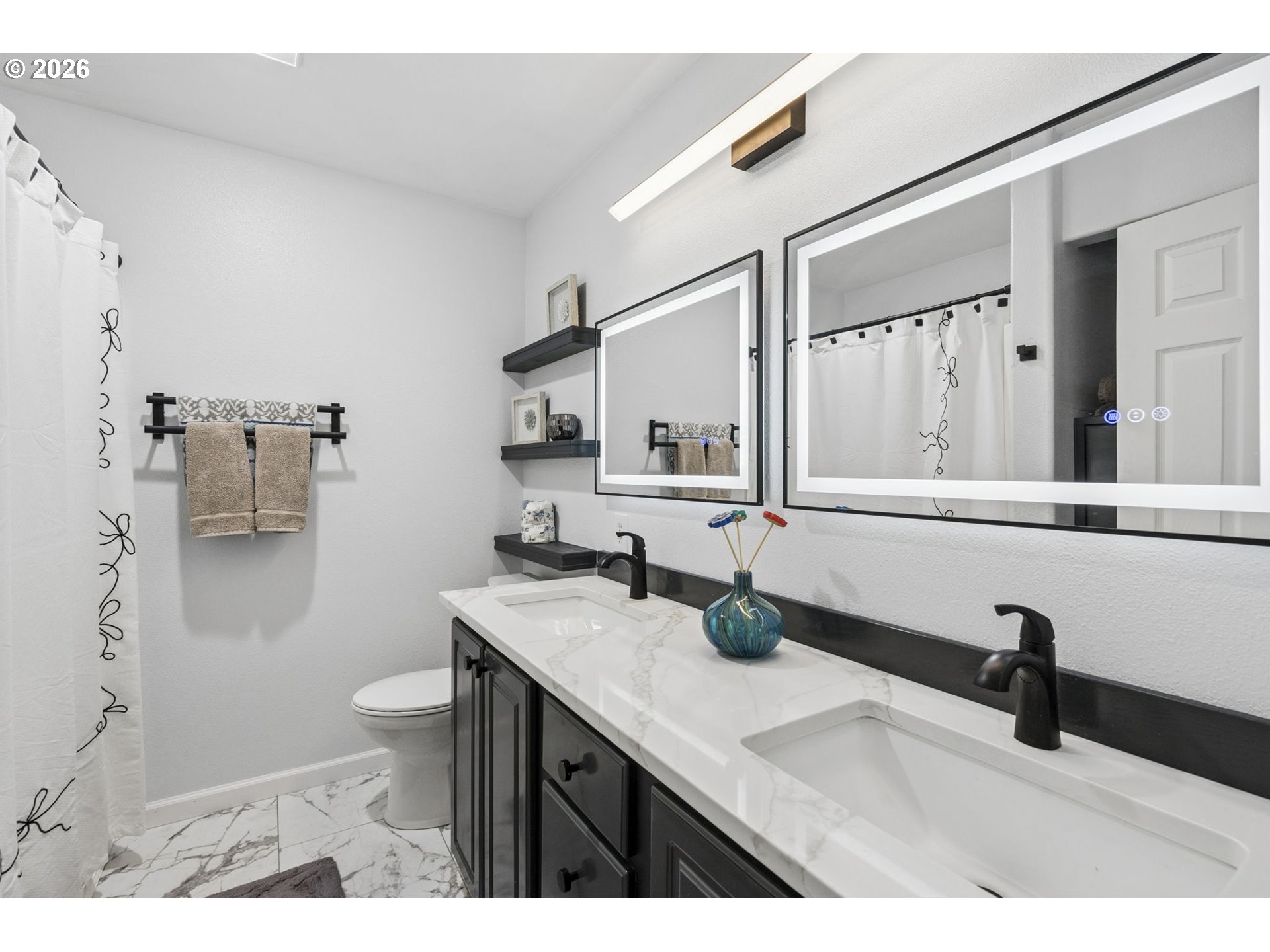 14172 Southwest Barrows Road, Unit 1 Portland, OR 97223 - Photo 20 of 38