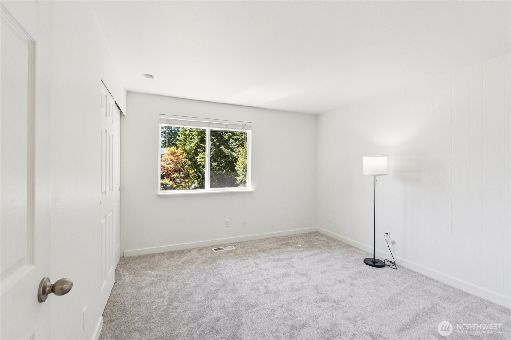 13706 Southeast 172nd Street Renton, WA 98058 - Photo 21 of 30 Gallery Image 21