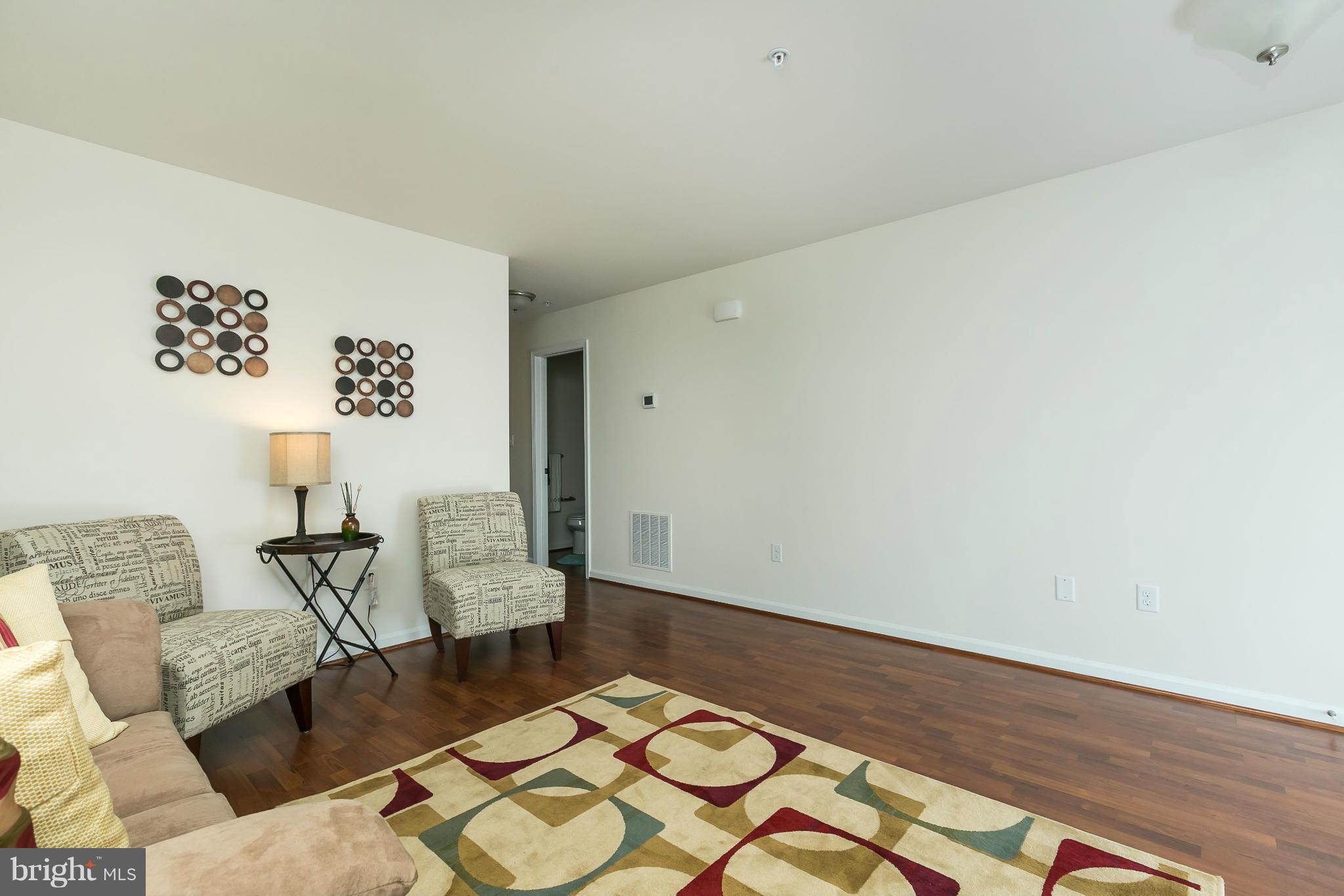 339 Nicholson Road Baltimore, MD 21221 - Photo 6 of 30 Living Room