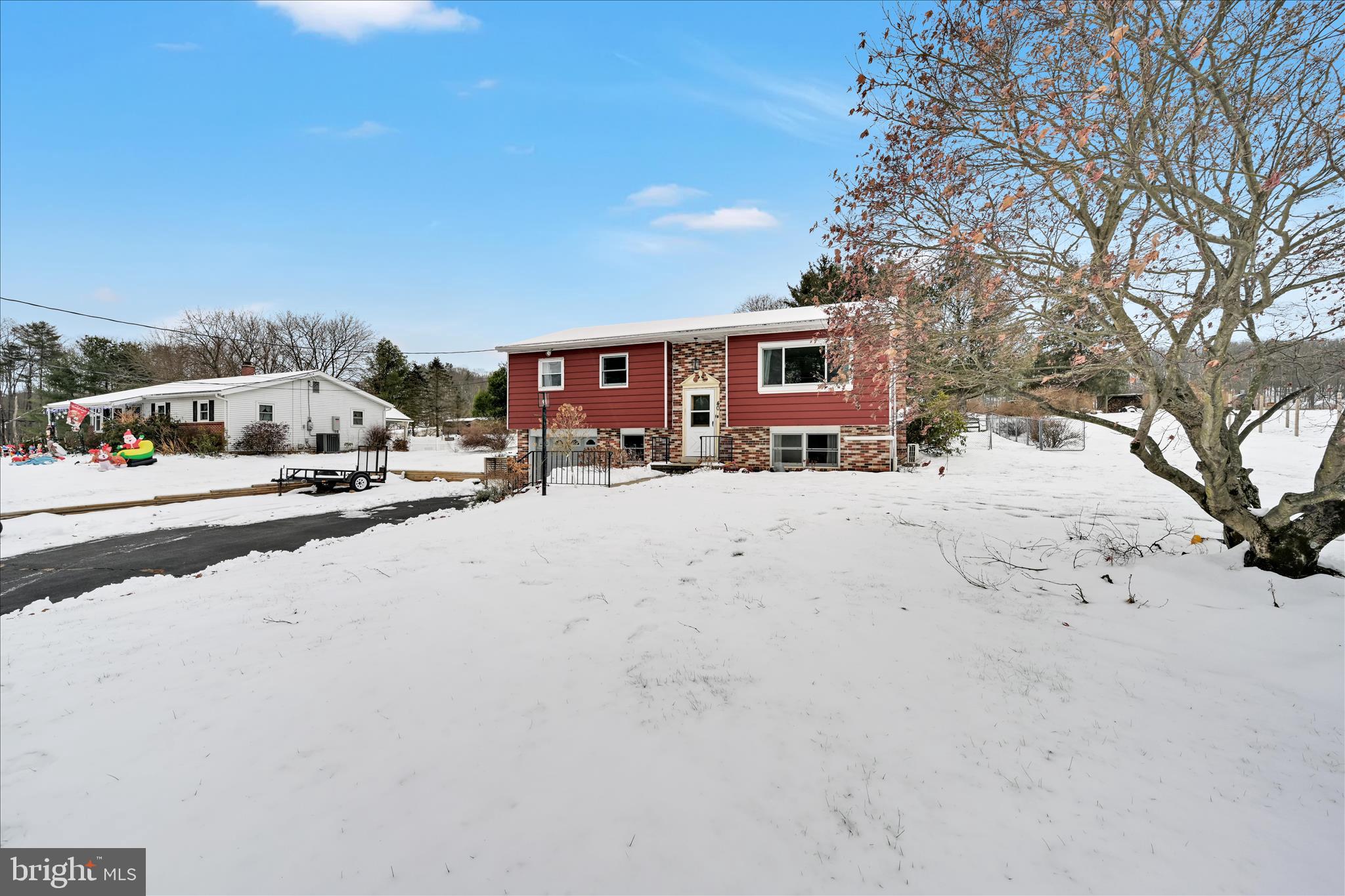 40 Long Stretch Road Pine Grove, PA 17963 - Photo 6 of 37 a view of the road with a building in the background