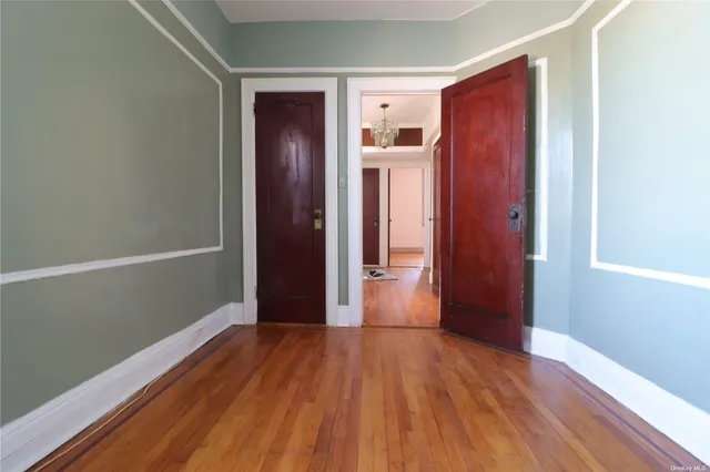 $1,100,000 | 60-68 80th Avenue | Glendale