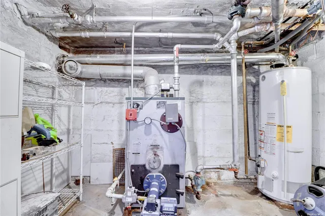 $1,100,000 | 60-68 80th Avenue | Glendale