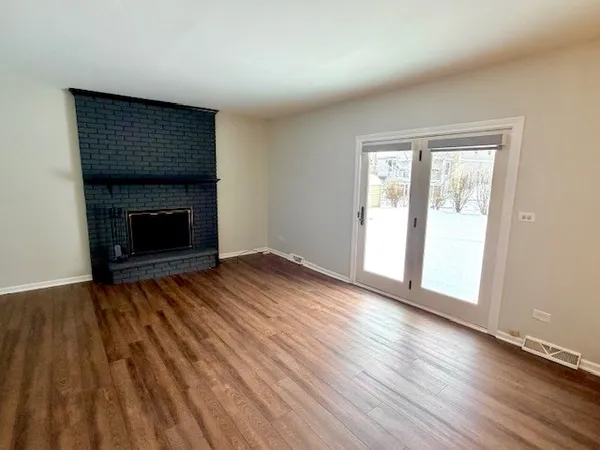 $599,000 | 5-n575 5-n575 Abilene Trail, Bloomingdale, IL 60108