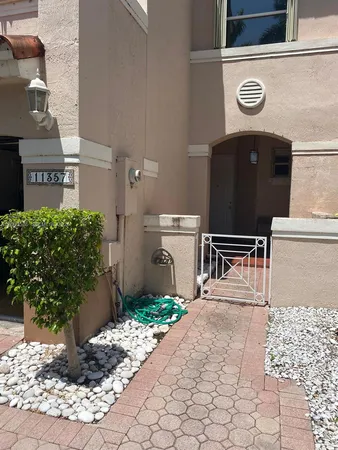 $3,600 | 11357 Northwest 42nd Terrace, Unit 11357, Doral, FL 33178