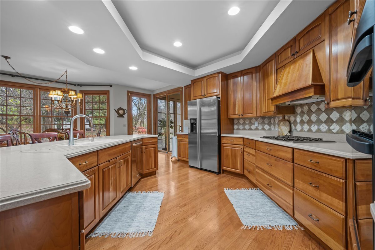 4N494 Hidden Oaks Road St. Charles, IL 60175 - Photo 14 of 44 Gallery Image 14