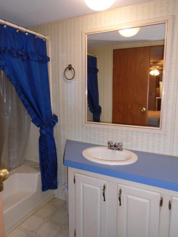 203 Martin Stream Road Fairfield, ME 04937 - Photo 9 of 19 9 Bath attached to Primary Bedroom