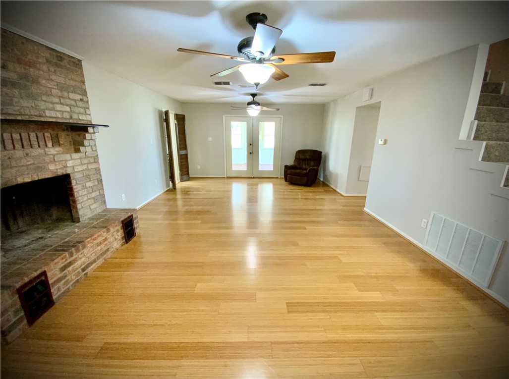 1409 West Trinity Street Groesbeck, TX 76642 - Photo 5 of 59