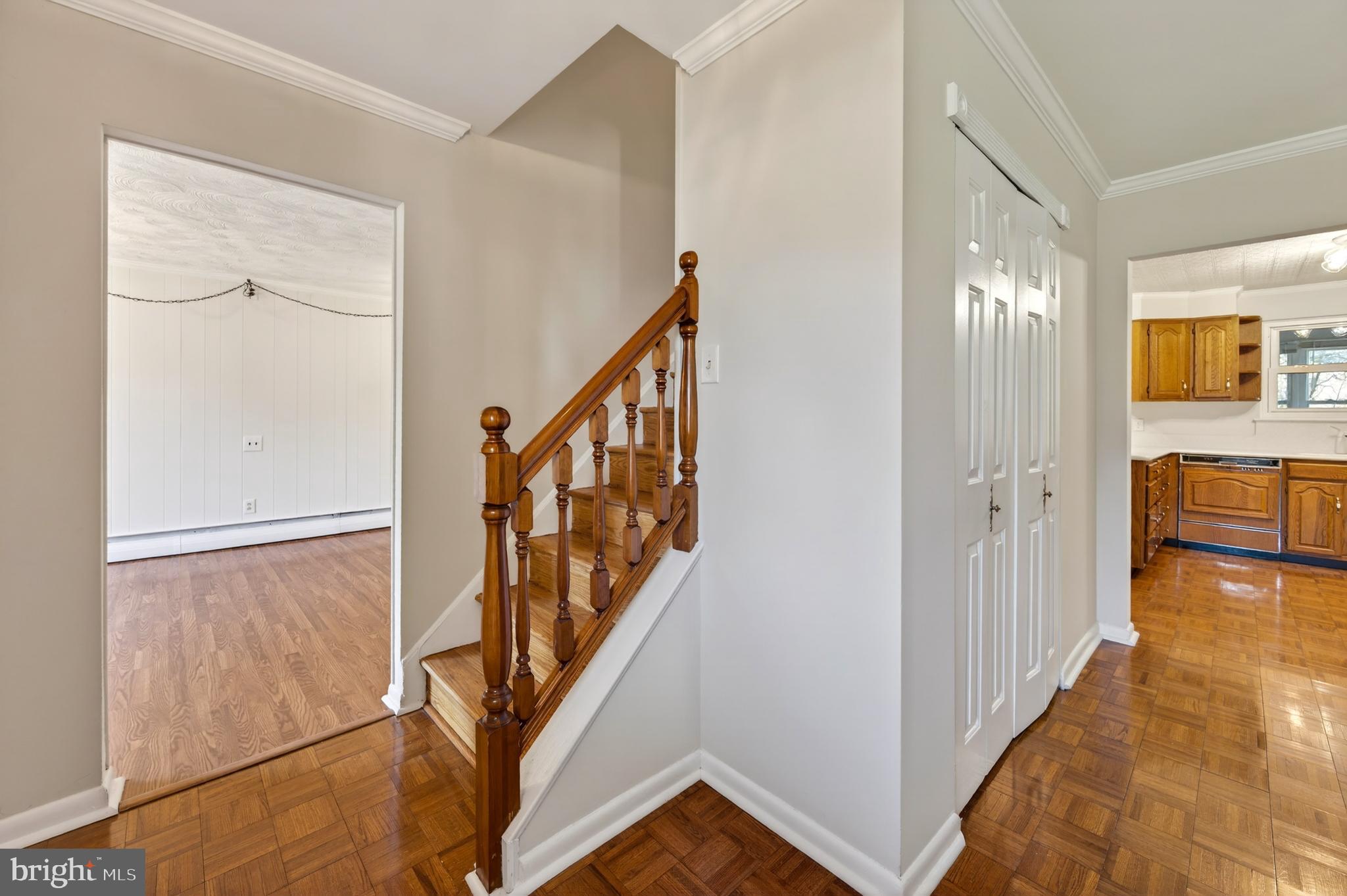 1336 Ship Road West Chester, PA 19380 - Photo 2 of 38 Foyer entry