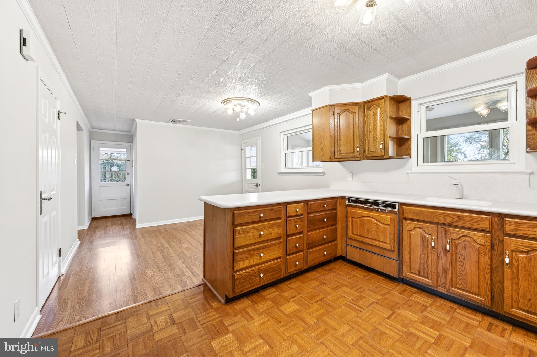 1336 Ship Road West Chester, PA 19380 - Photo 7 of 38 Kitchen