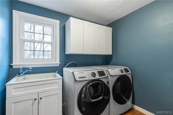 $549,900 | 25 Coventry Lane, Orchard Park, NY 14127
