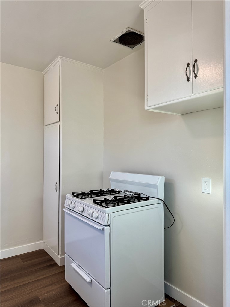 3402-3404 Gaviota Avenue, Unit B Long Beach, CA 90807 - Photo 8 of 20