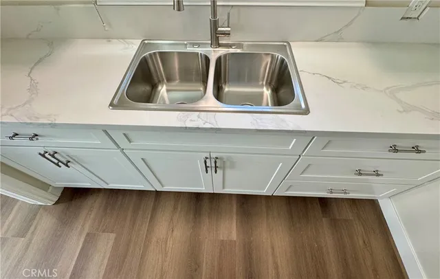 a close view of sink and tap