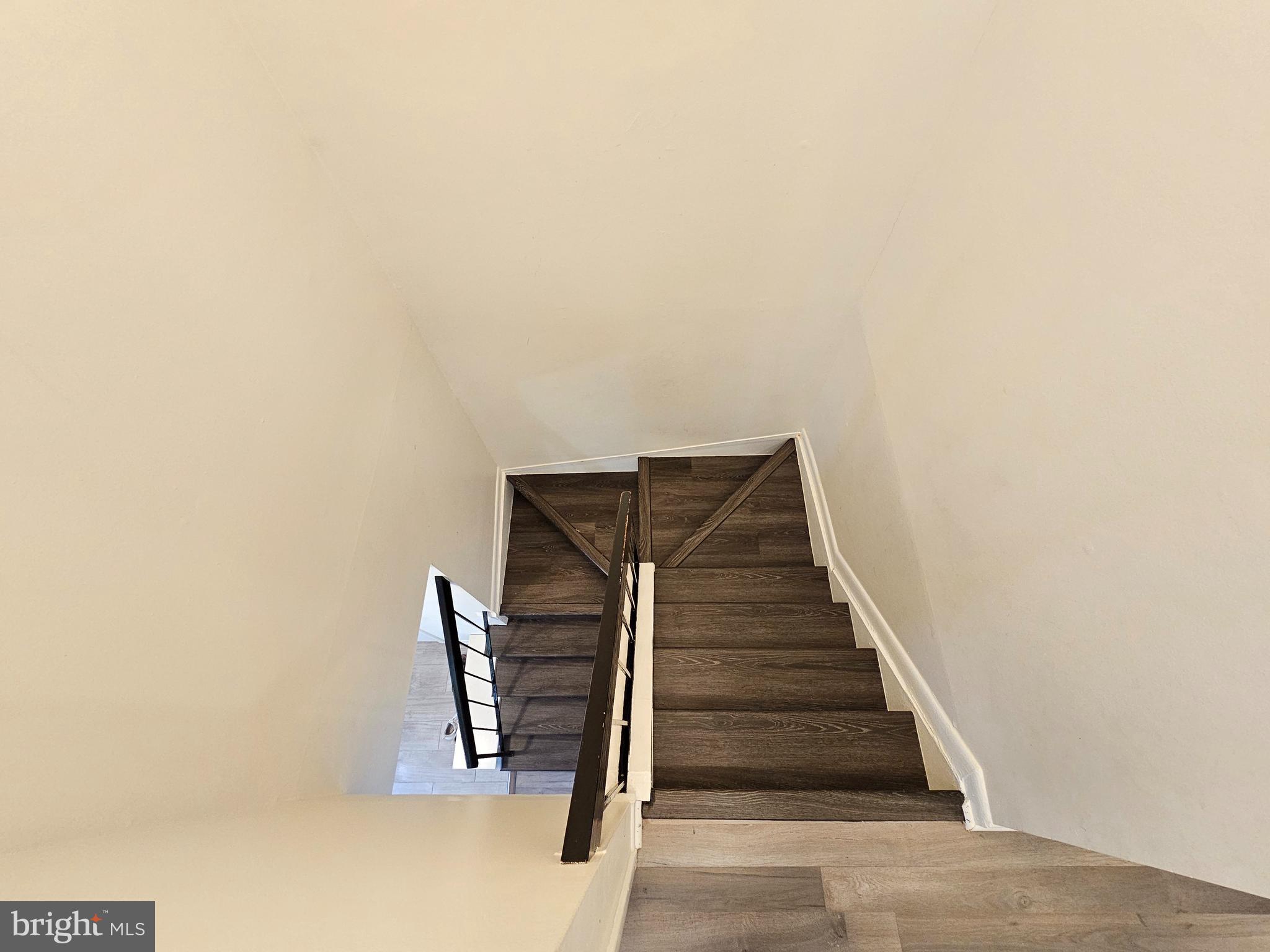 17445 Hoskinson Road Poolesville, MD 20837 - Photo 20 of 36 Stairs to 2nd Level