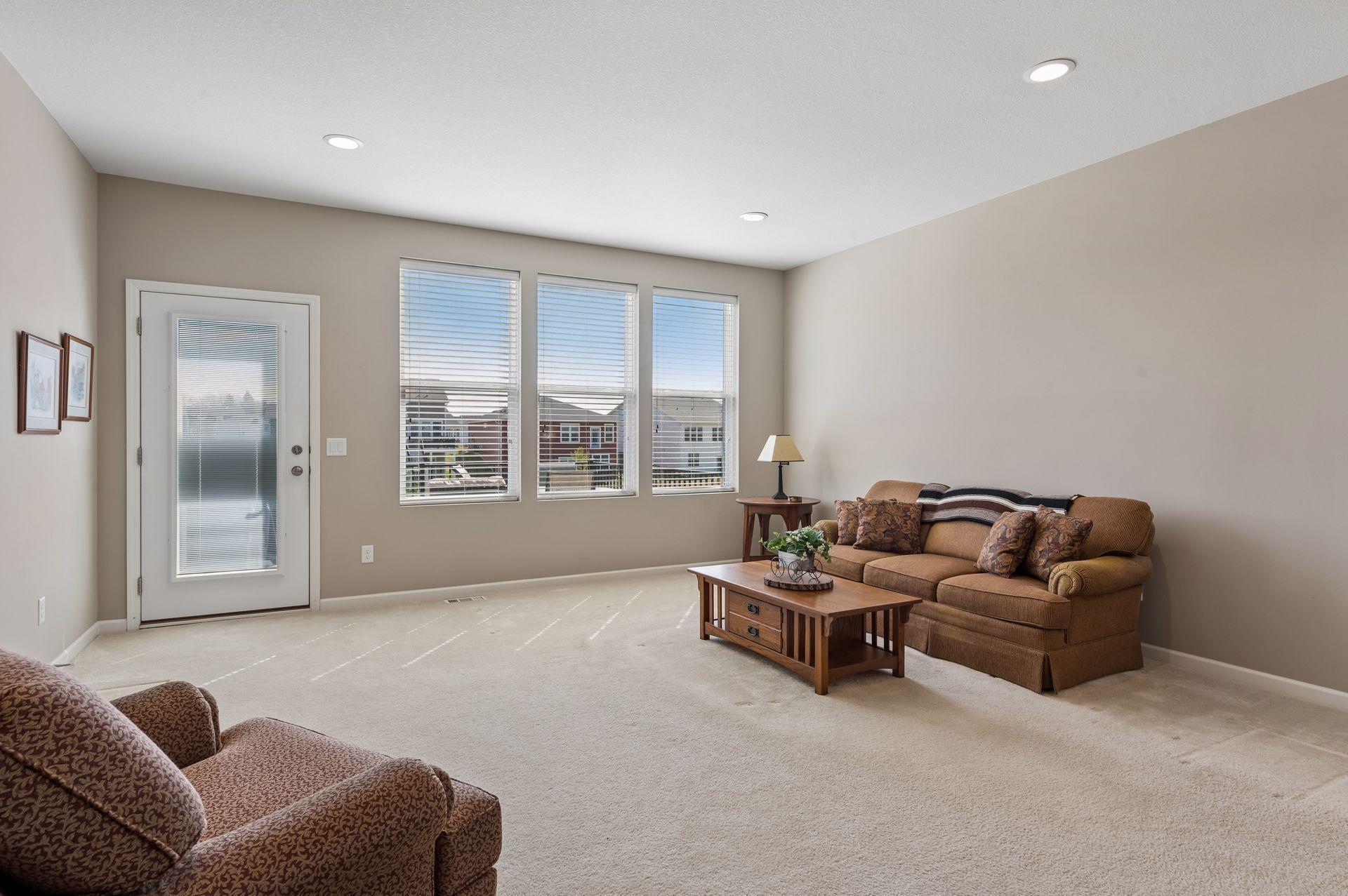 11151 Territorial Trail Maple Grove, MN 55369 - Photo 5 of 34