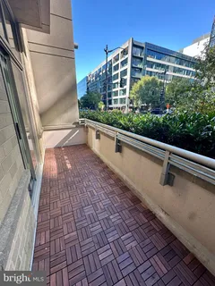 $574,950 | 811 4th Street Northwest, Unit 112, Washington, DC 20001