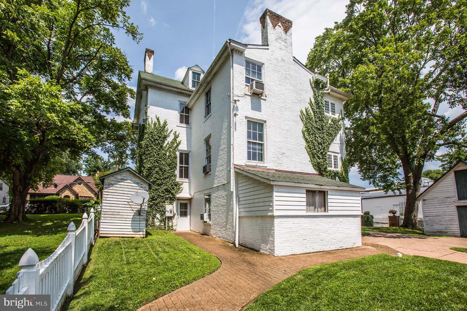 74 Waterloo Street Warrenton, VA 20186 - Photo 4 of 21 Exterior (General)