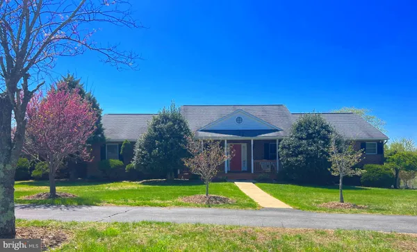 $1,275,000 | 5265 Bear Hollow Lane, Amissville, VA 20106