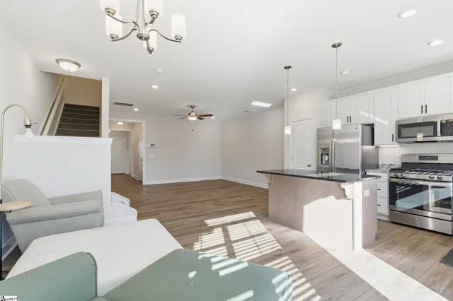 $283,000 | 324 Hollenbeck Place, Greenville, SC 29607