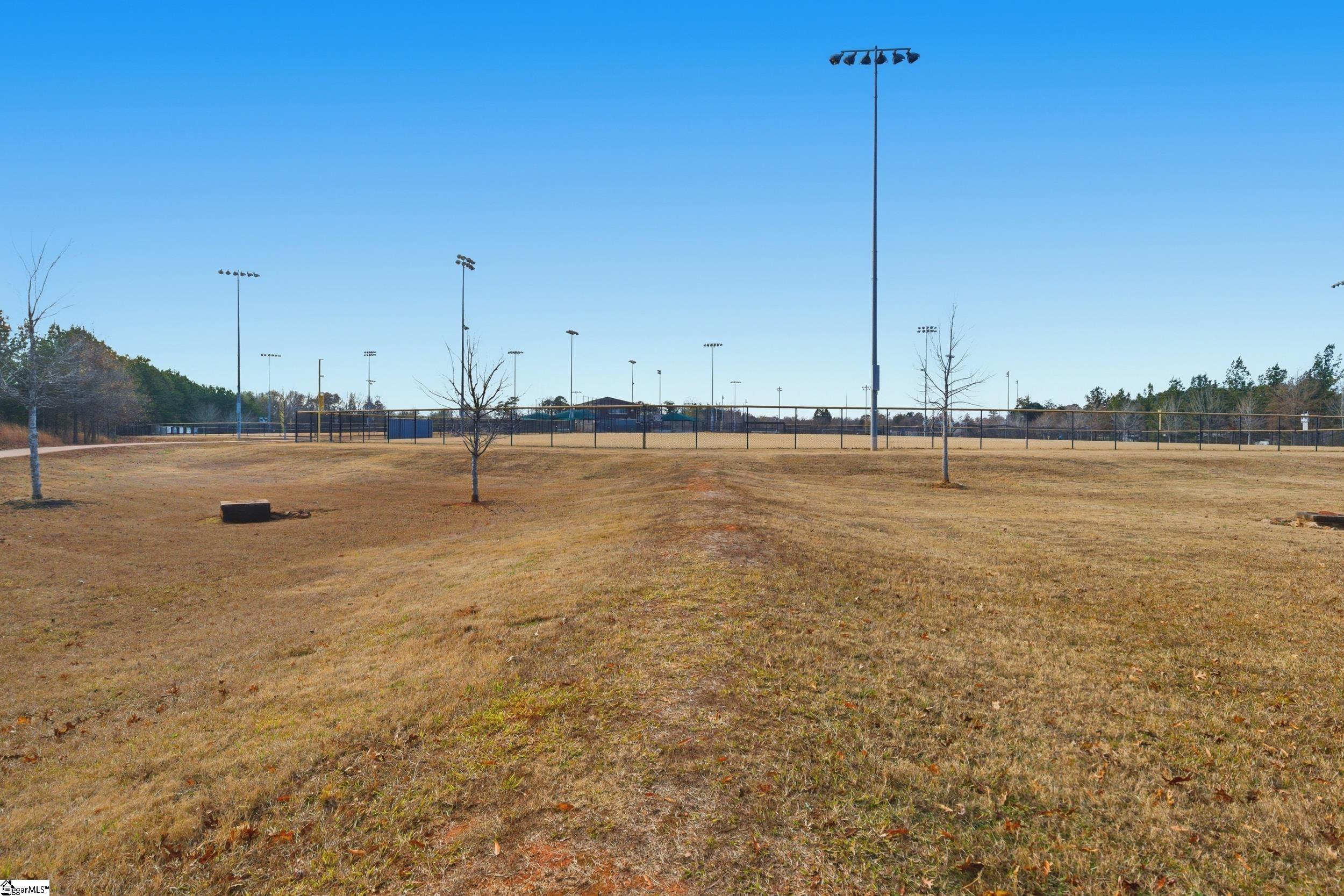 324 Hollenbeck Place Greenville, SC 29607 - Photo 40 of 44