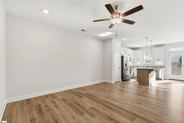 $283,000 | 324 Hollenbeck Place, Greenville, SC 29607