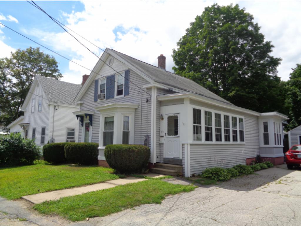 13 Washington Street Rochester, NH 03867 - Photo 1 of 18