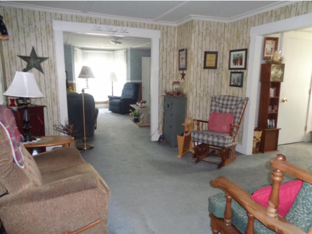 13 Washington Street Rochester, NH 03867 - Photo 7 of 18