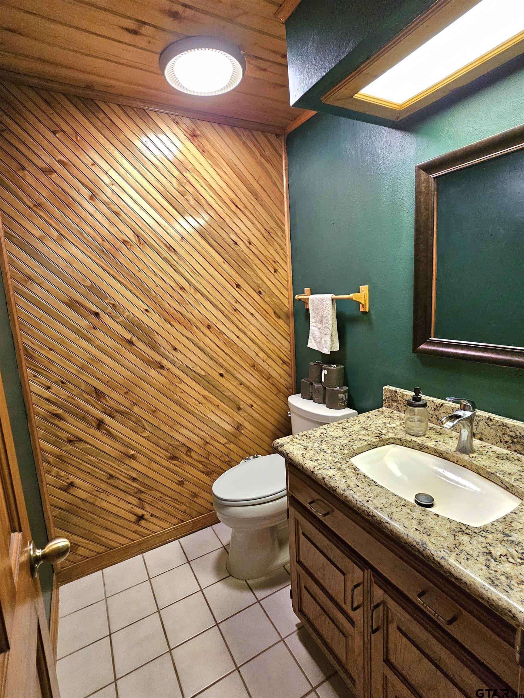 395 Bolding Road Marshall, TX 75670 - Photo 7 of 15