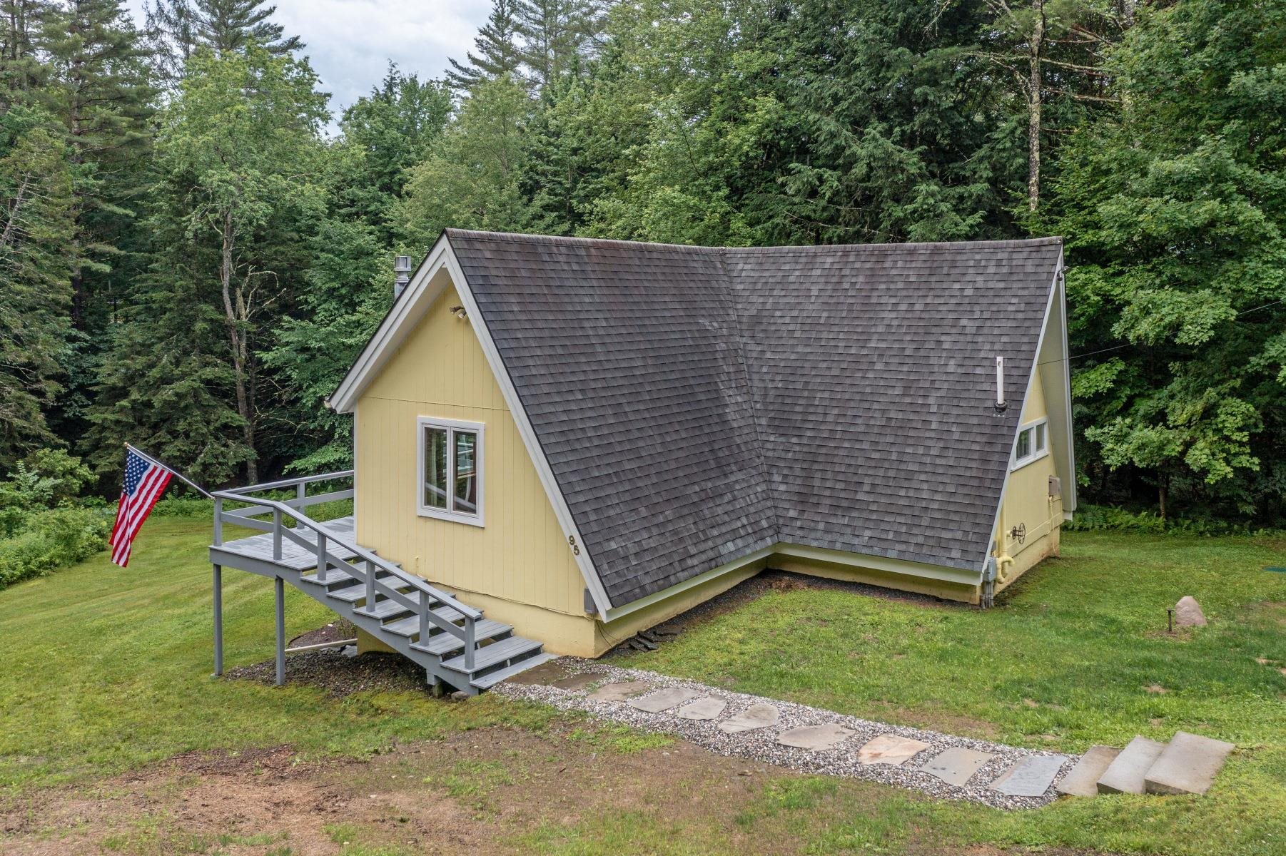 95 Alpine Meadows Stowe, VT 05672 - Photo 38 of 45 Gallery Image 38