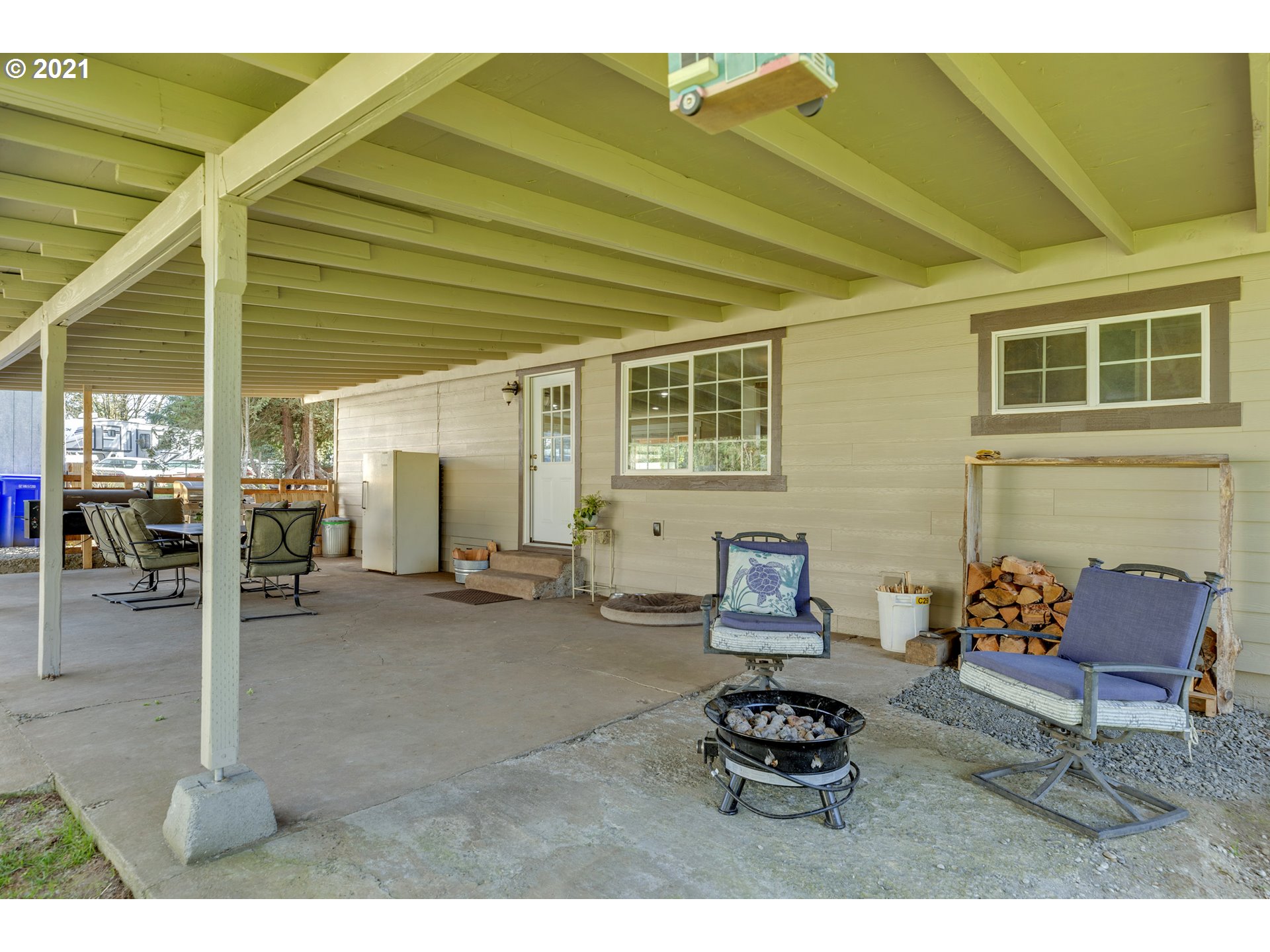 23203 South Redland Road Estacada, OR 97023 - Photo 22 of 32