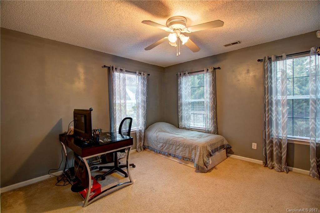 10031 Dunfries Road Matthews, NC 28105 - Photo 14 of 19 Gallery Image 14