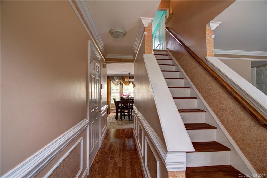 10031 Dunfries Road Matthews, NC 28105 - Photo 3 of 19 Gallery Image 3