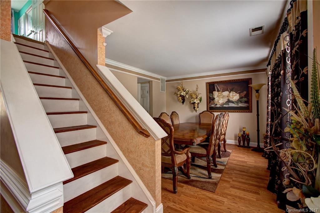 10031 Dunfries Road Matthews, NC 28105 - Photo 4 of 19 Gallery Image 4